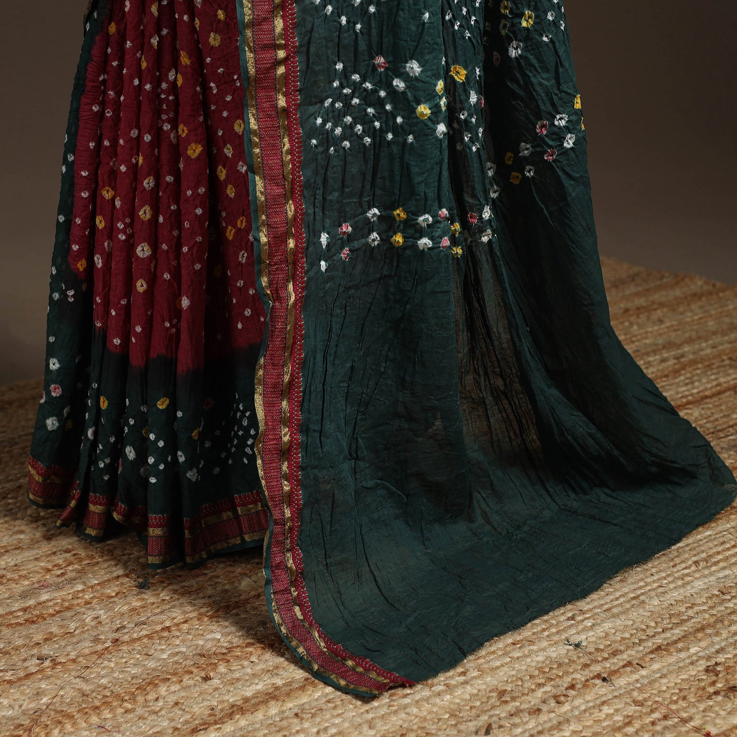 Kutch tie-dye cotton bandhani saree with blouse piece 09