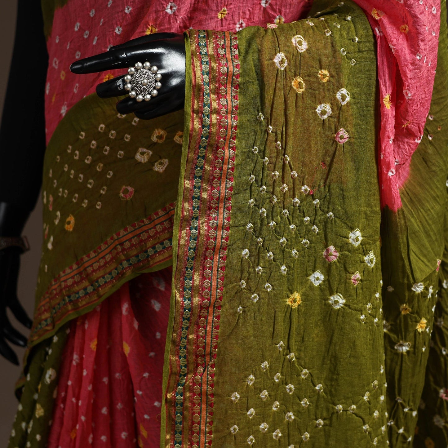 Kutch tie-dye cotton bandhani saree with blouse piece 10