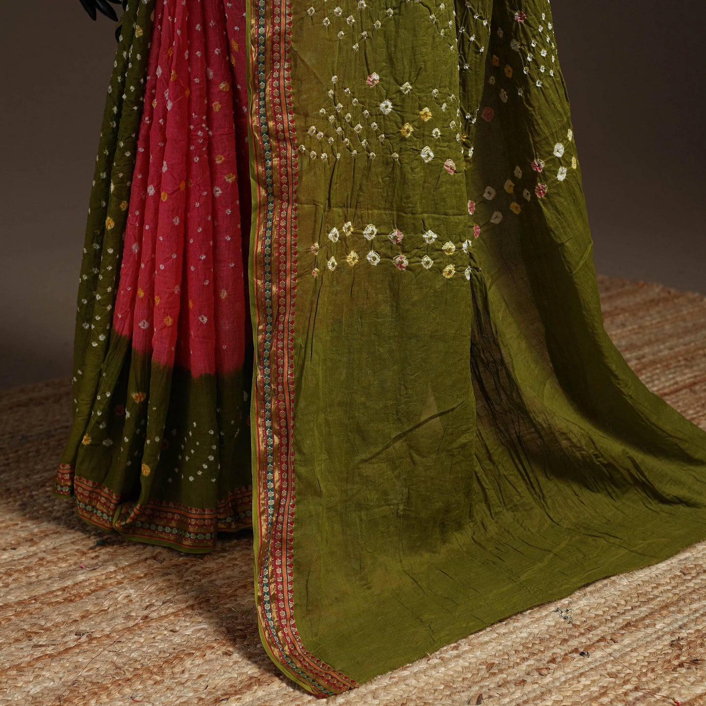 Kutch tie-dye cotton bandhani saree with blouse piece 10