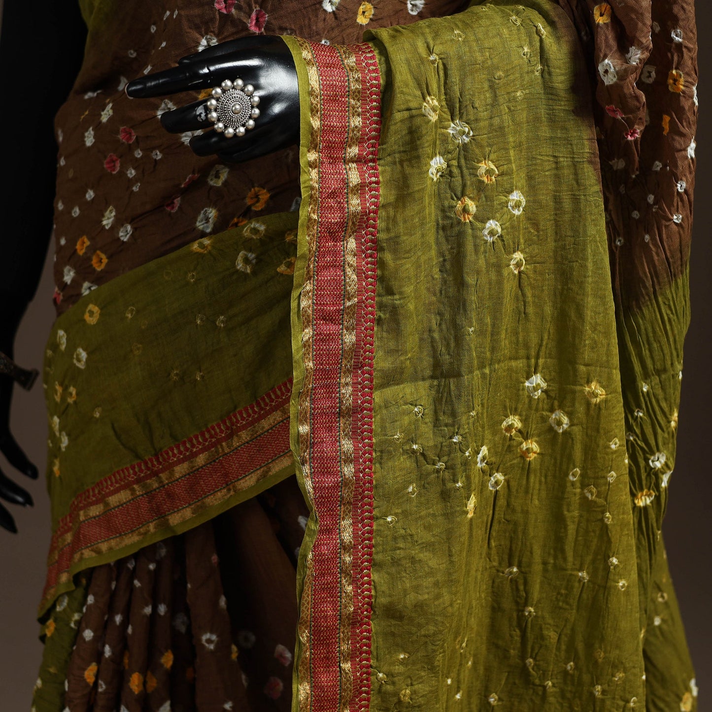 Kutch tie-dye cotton bandhani saree with blouse piece 14