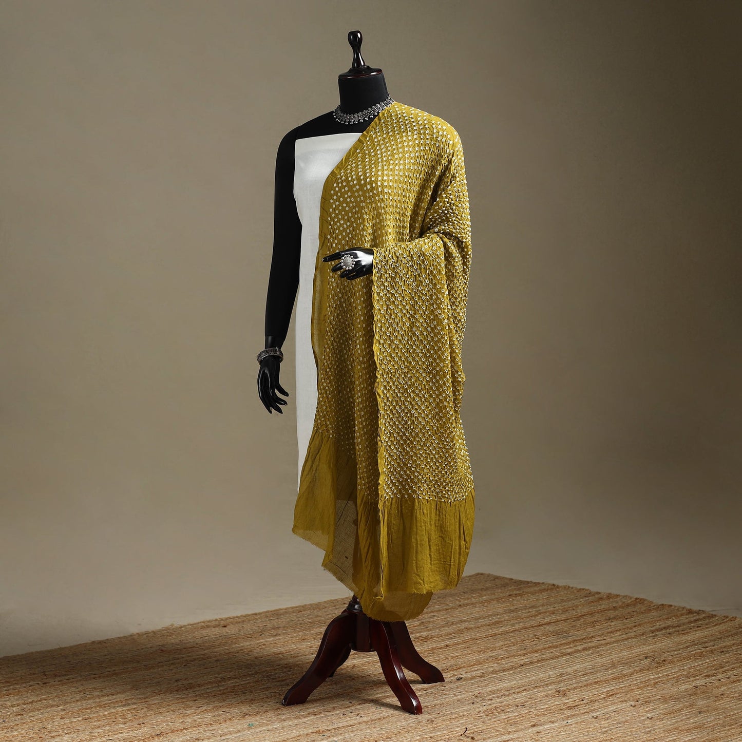 Kutch tie-dye cotton heavy bandhani dupatta 12 - handcrafted