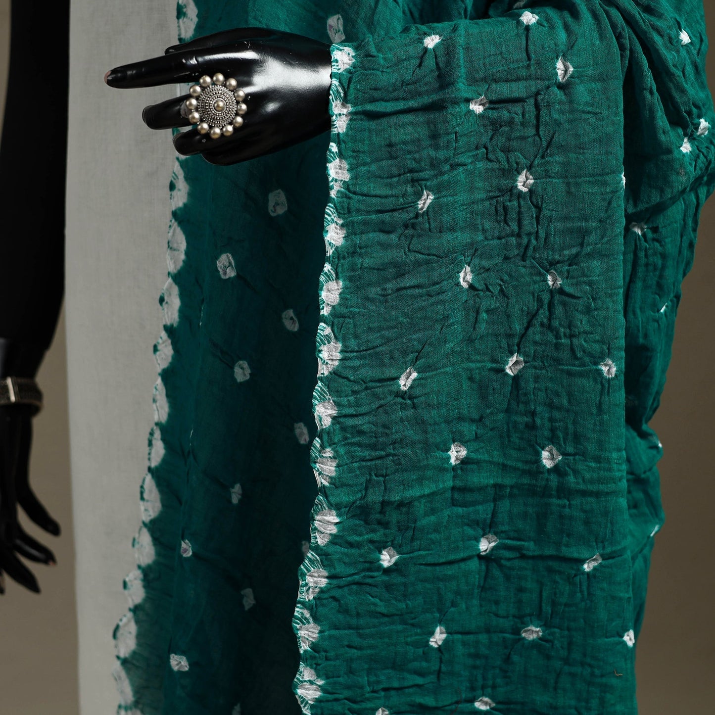 Kutch tie-dye mul cotton shibori bandhani dupatta 24