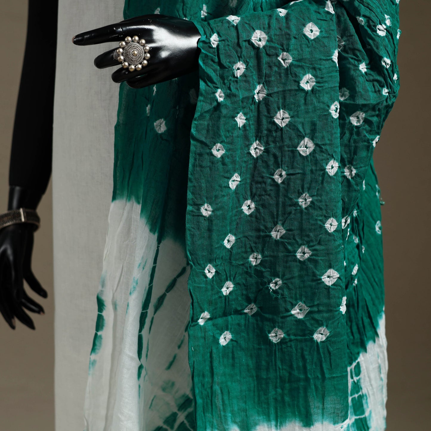 Kutch tie-dye mul cotton shibori bandhani dupatta 38