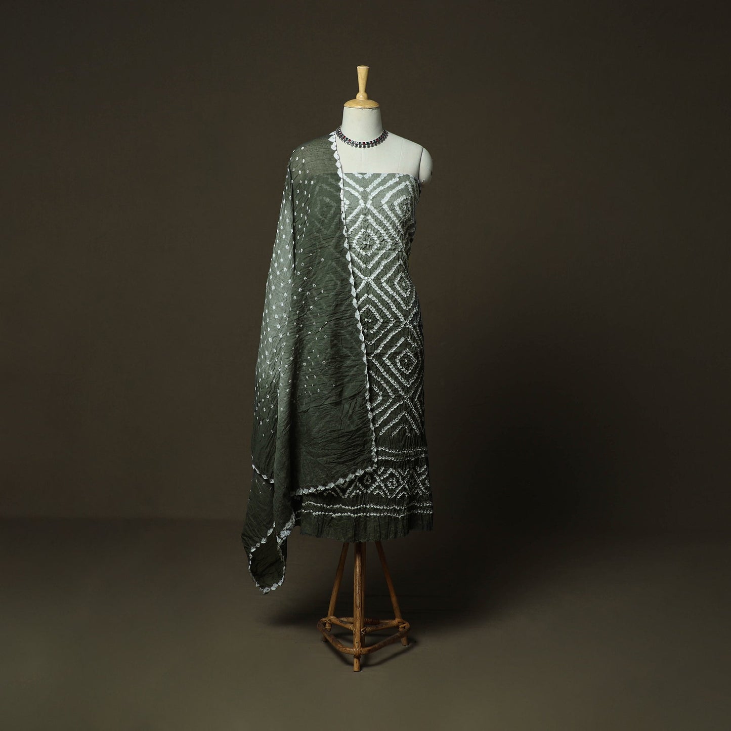 Kutch tie-dye satin cotton bandhani 3pc unstitched dress