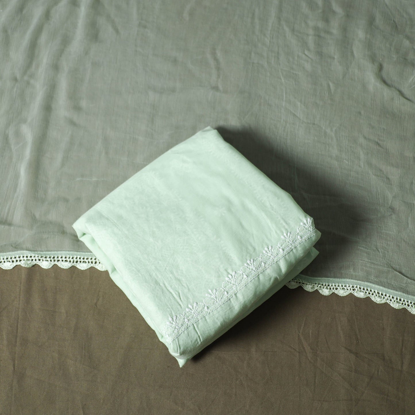 Green - lucknowi hand embroidered cotton chikankari 3pc