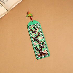 Green - madhubani handpainted wooden bookmark 09