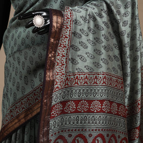 Green - maheshwari silk natural dyed bagh saree with zari