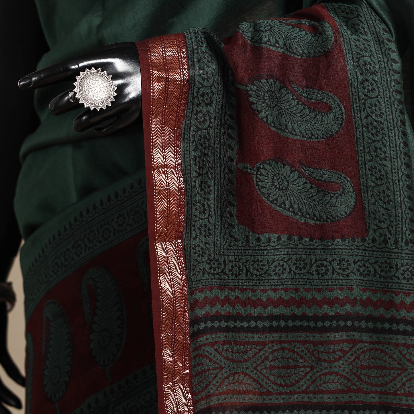 Green - maheshwari silk natural dyed bagh saree with zari