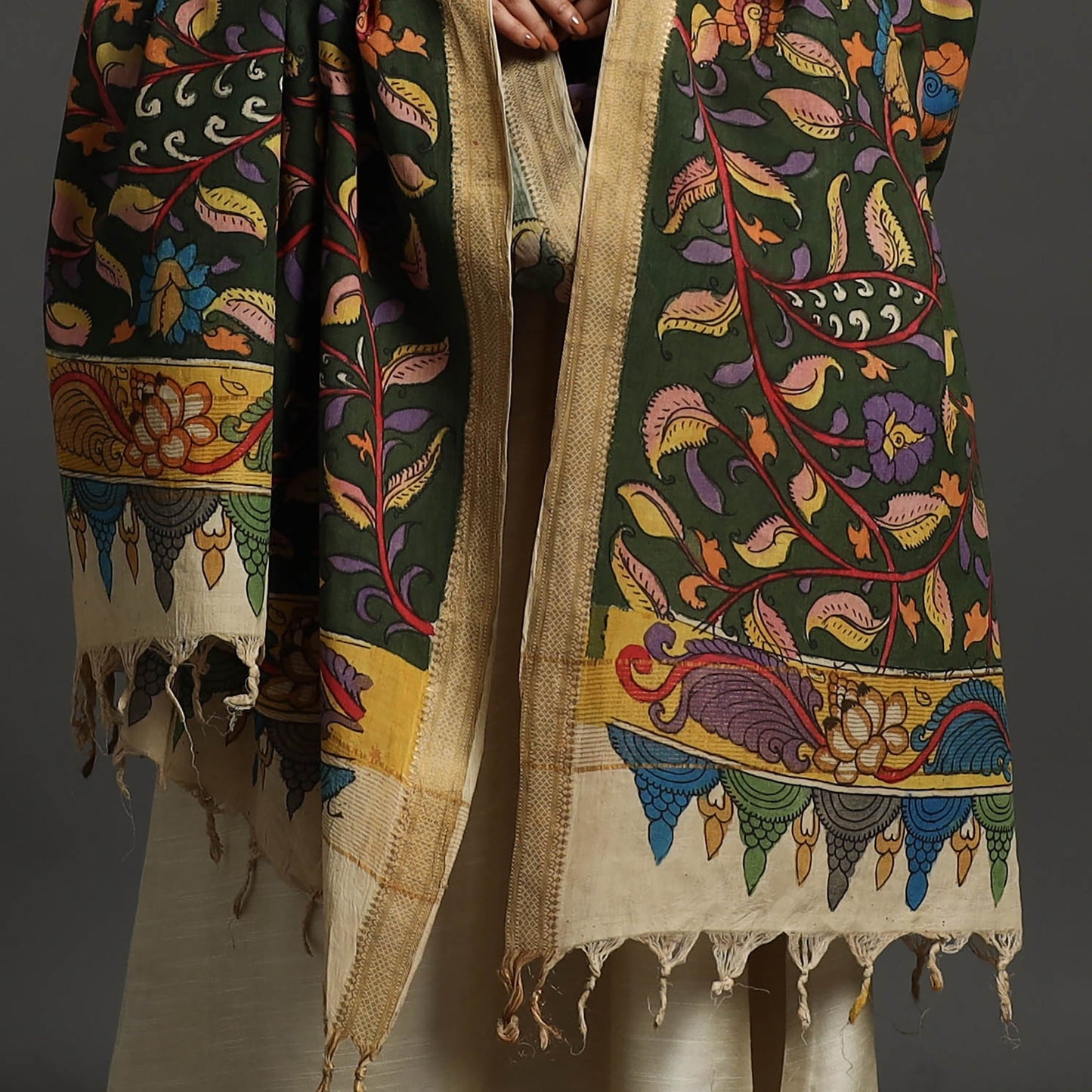 Green - mangalagiri cotton handpainted pen work kalamkari