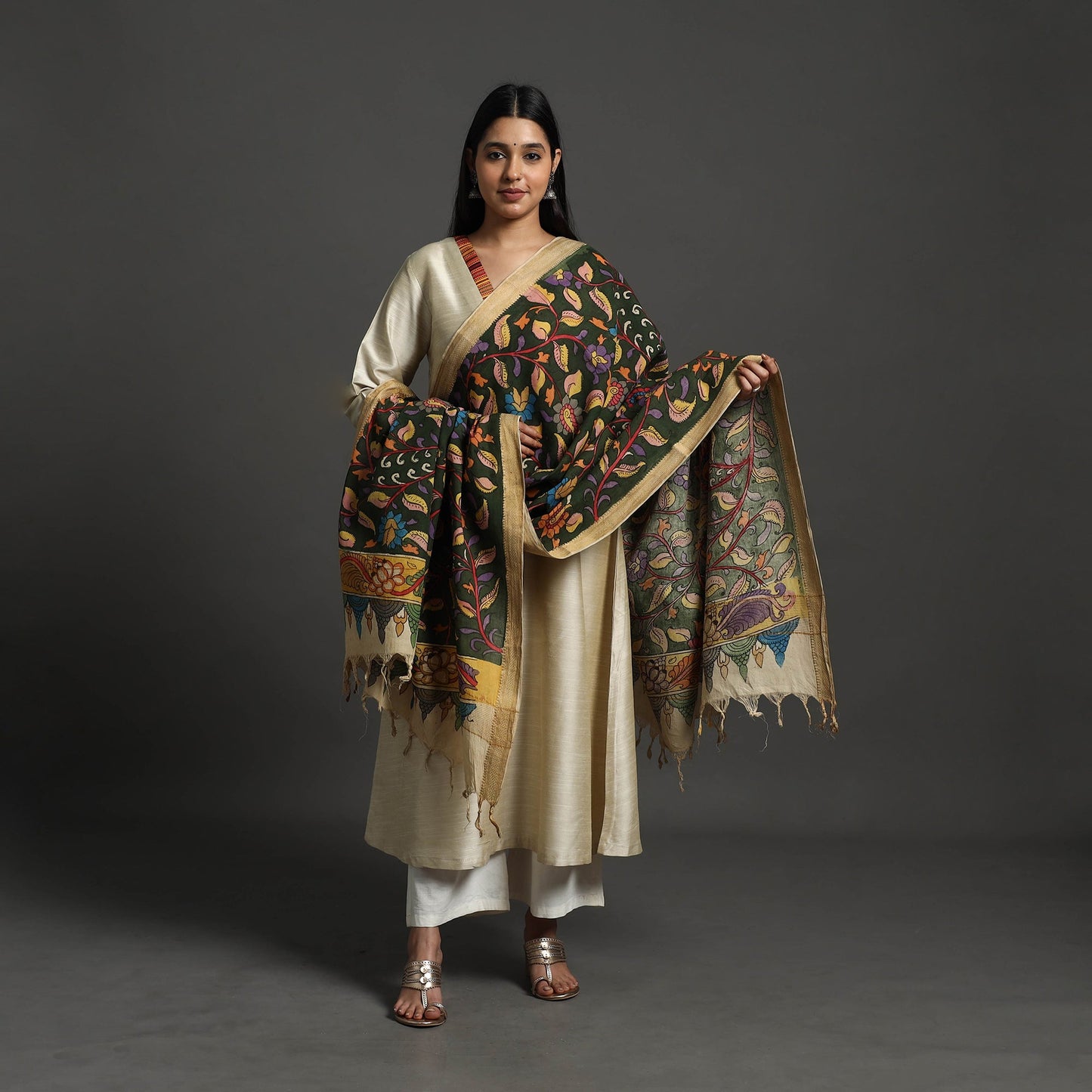 Green - mangalagiri cotton handpainted pen work kalamkari