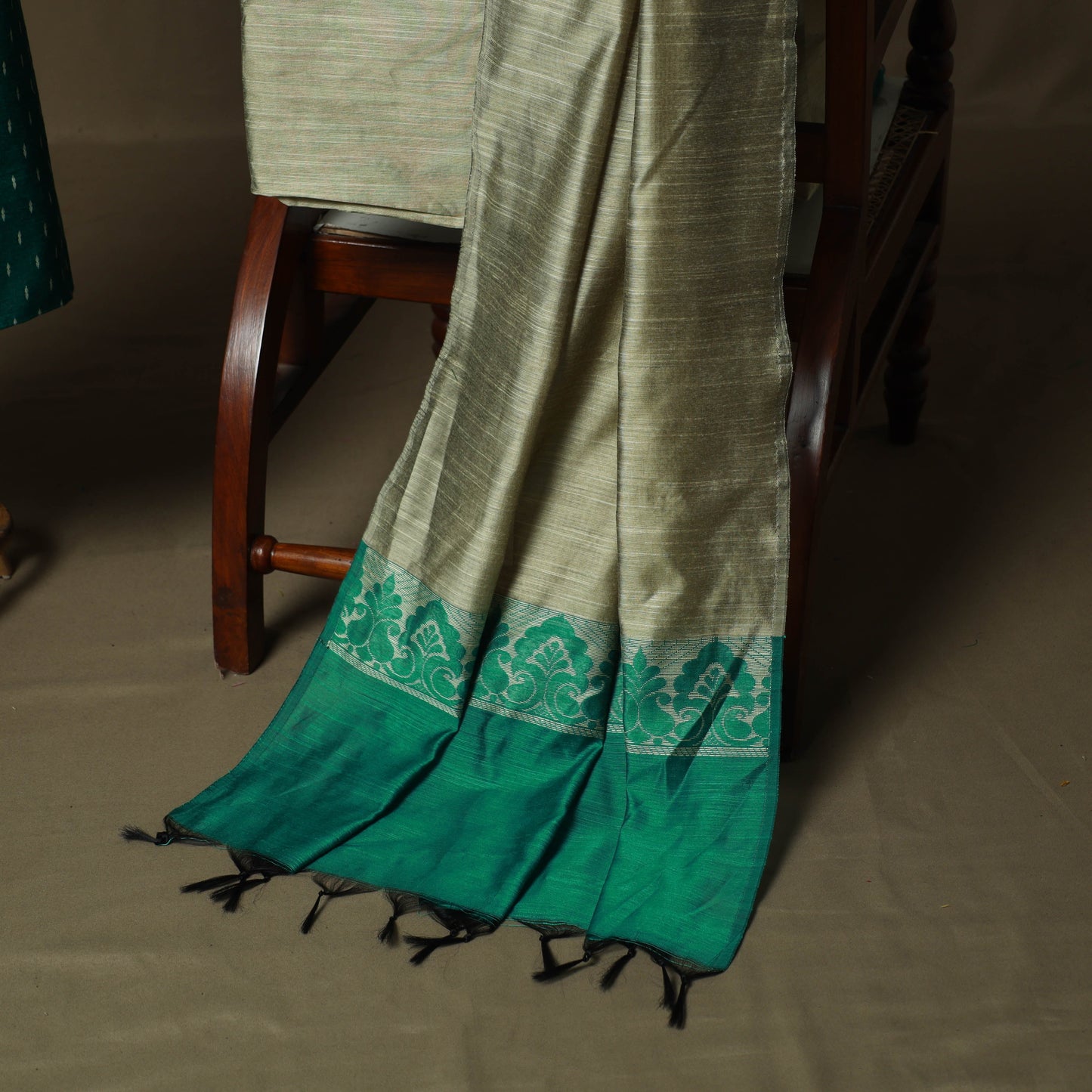Mangalagiri silk cotton thread work 3pc unstitched dress