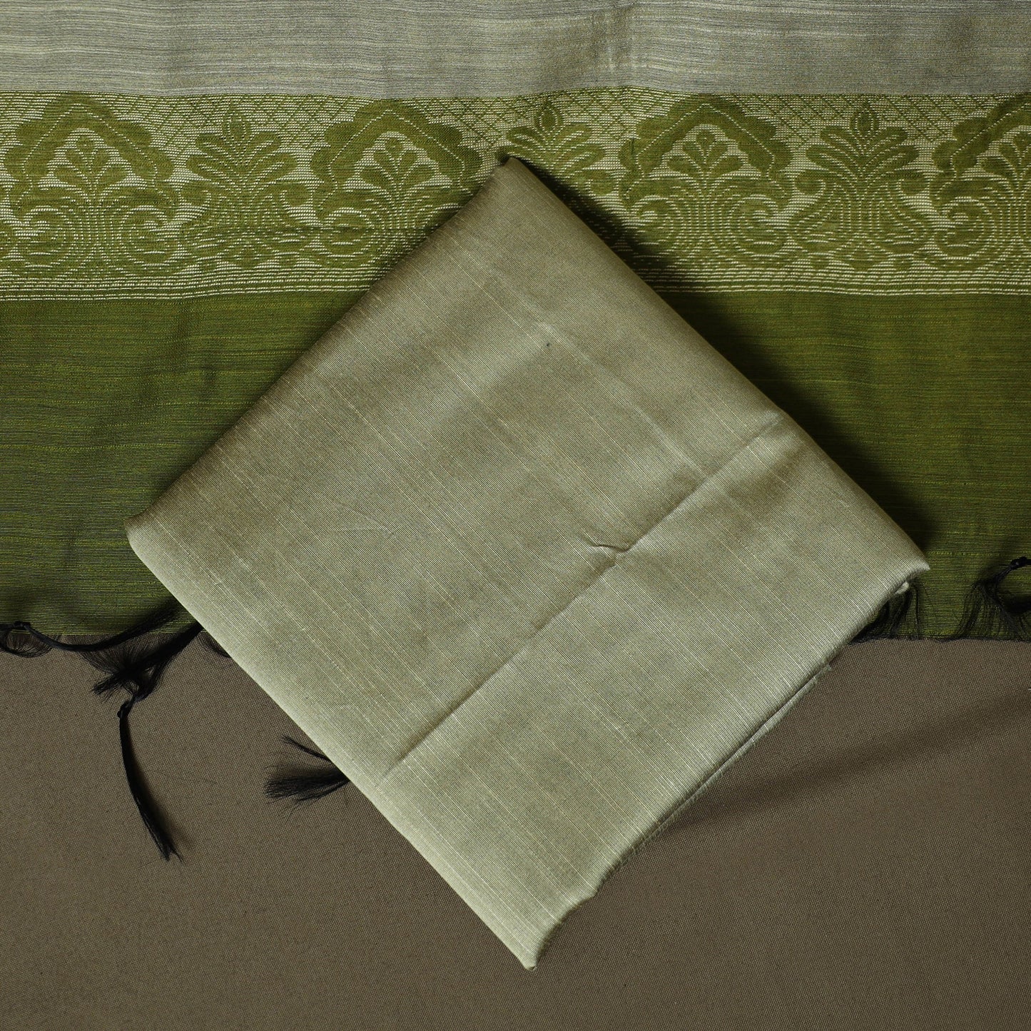 Mangalagiri silk cotton thread work 3pc unstitched dress