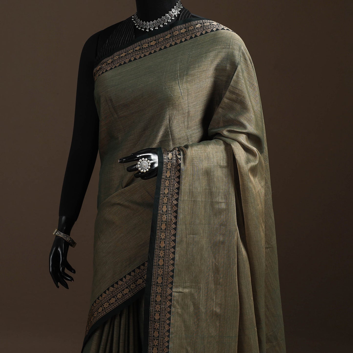 Mercerised cotton dharwad saree with thread border 10