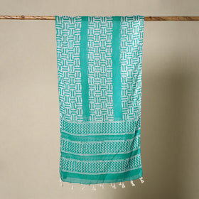 Buy Green Mul Cotton Hand Batik Print Stole with Tassels