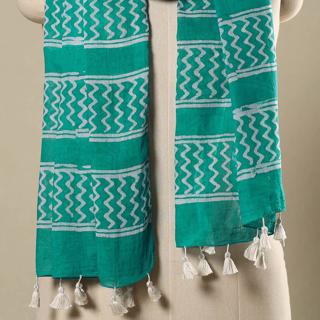 Buy Green Mul Cotton Hand Batik Print Stole with Tassels