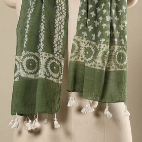  Green Mul Cotton Hand Batik Print Stole with Tassels