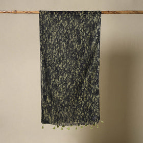 Buy Green Mul Cotton Hand Batik Print Stole with Tassels