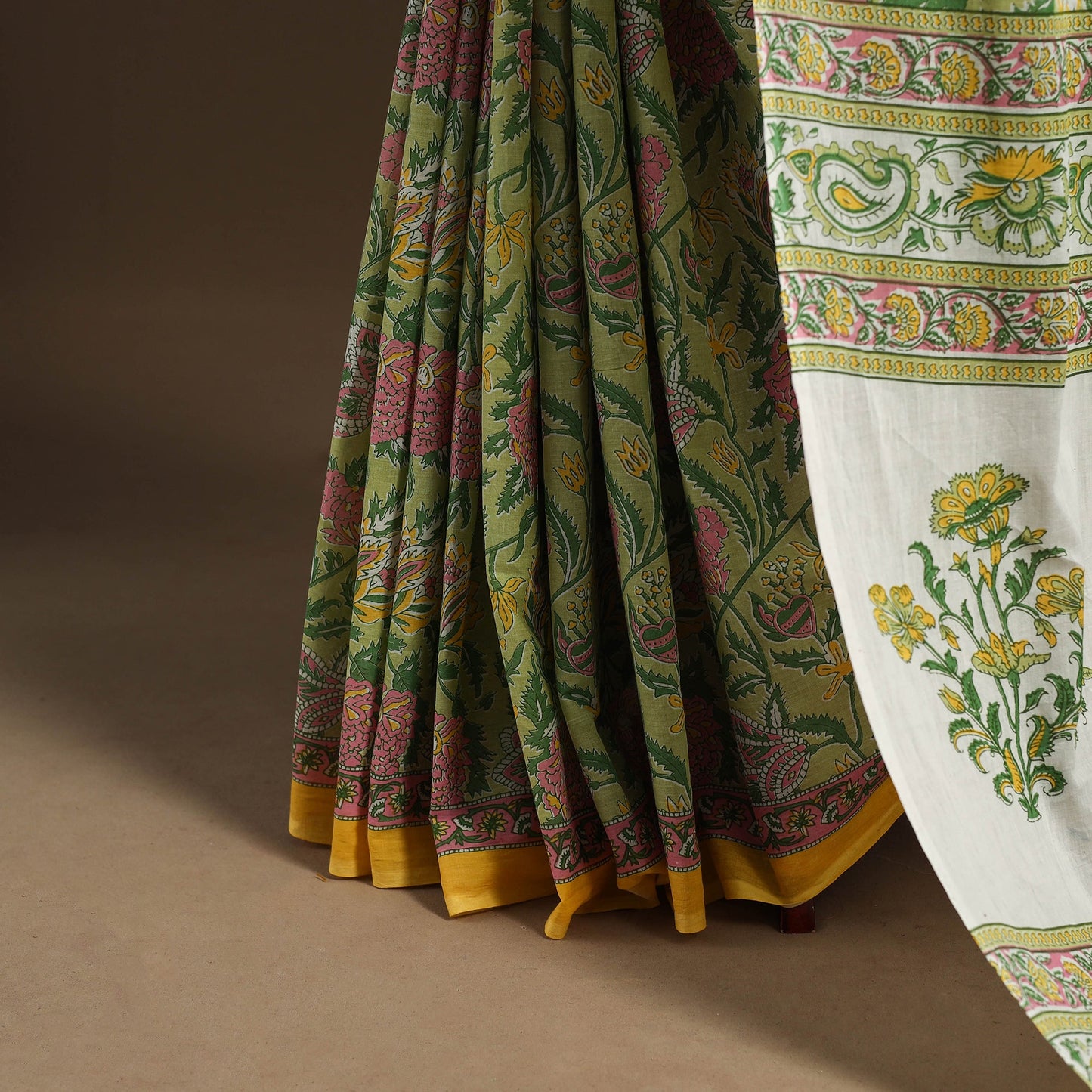 Green - mul cotton hand sanganeri saree 02 - handcrafted