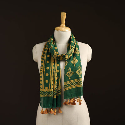 Mul cotton kutch hand batik stole with tassels 06