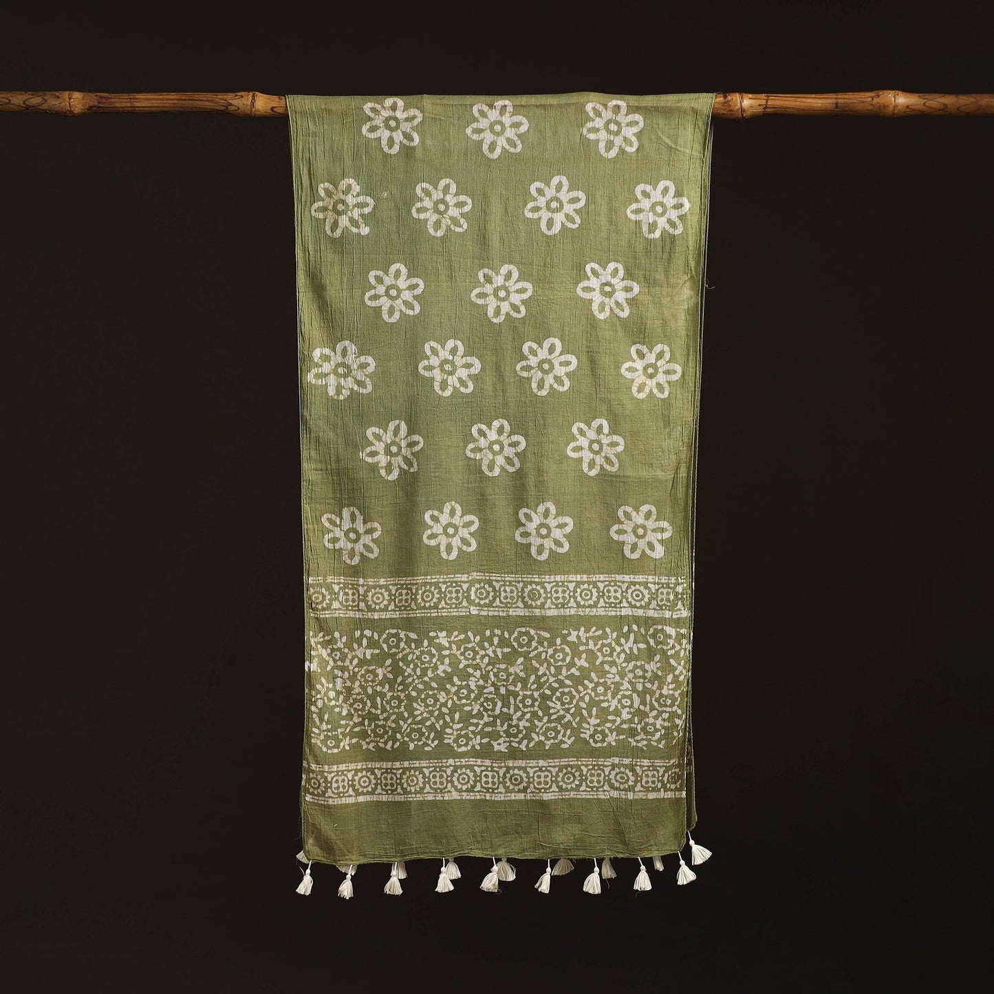 Mul cotton kutch hand batik stole with tassels 08