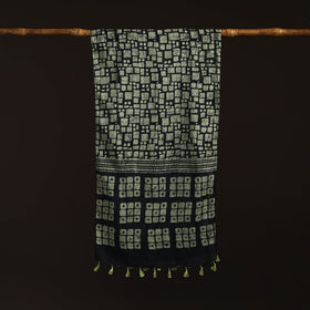 Mul cotton kutch hand batik stole with tassels 11