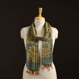 Mul cotton kutch hand batik stole with tassels 18