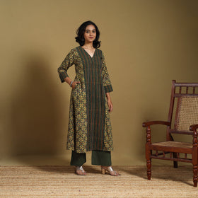 Green - natural dyed cotton a-line hand kurta 20