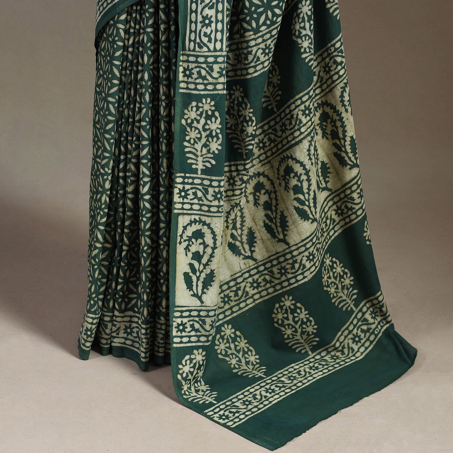 Green - natural dyed cotton pipad saree 08 - handcrafted