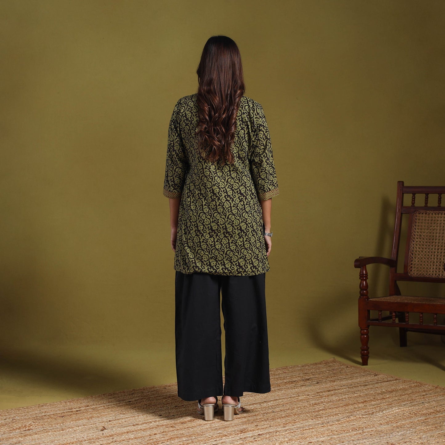 Green - natural dyed cotton short bagh kurta 08