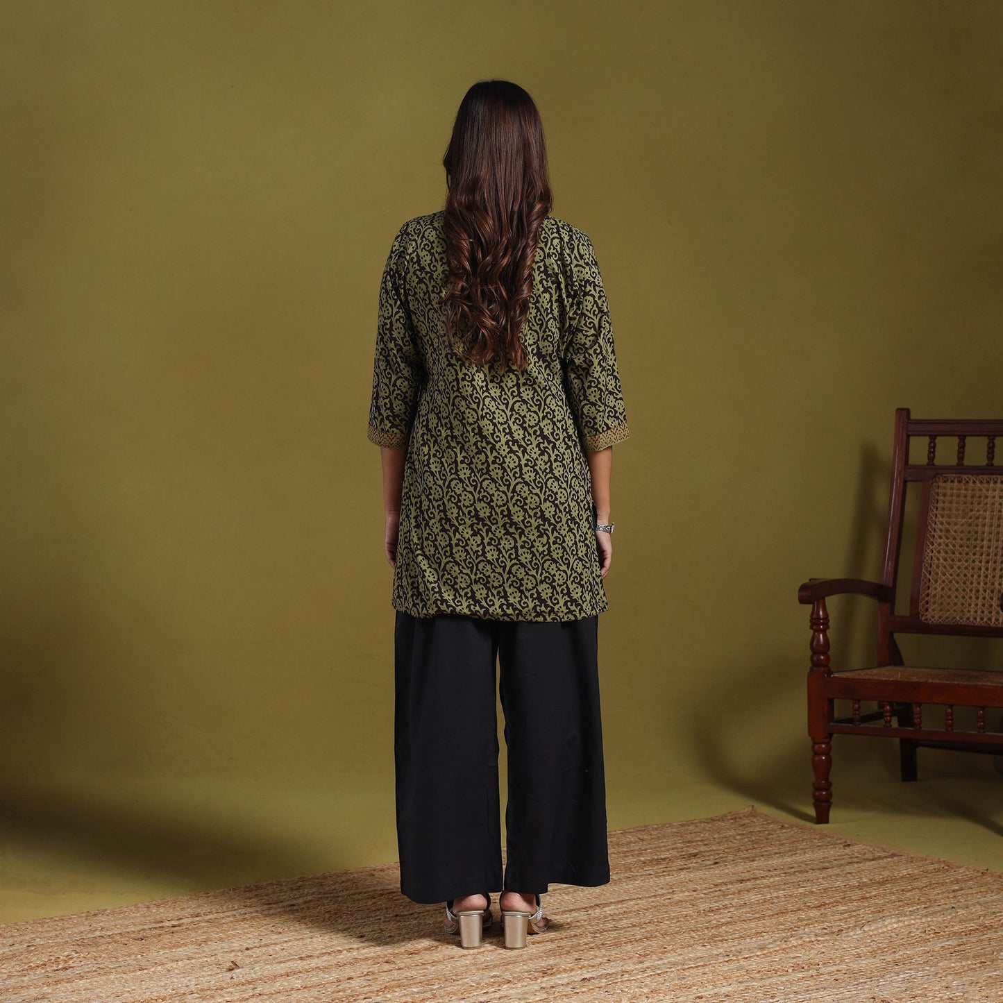 Green - natural dyed cotton short bagh kurta 08