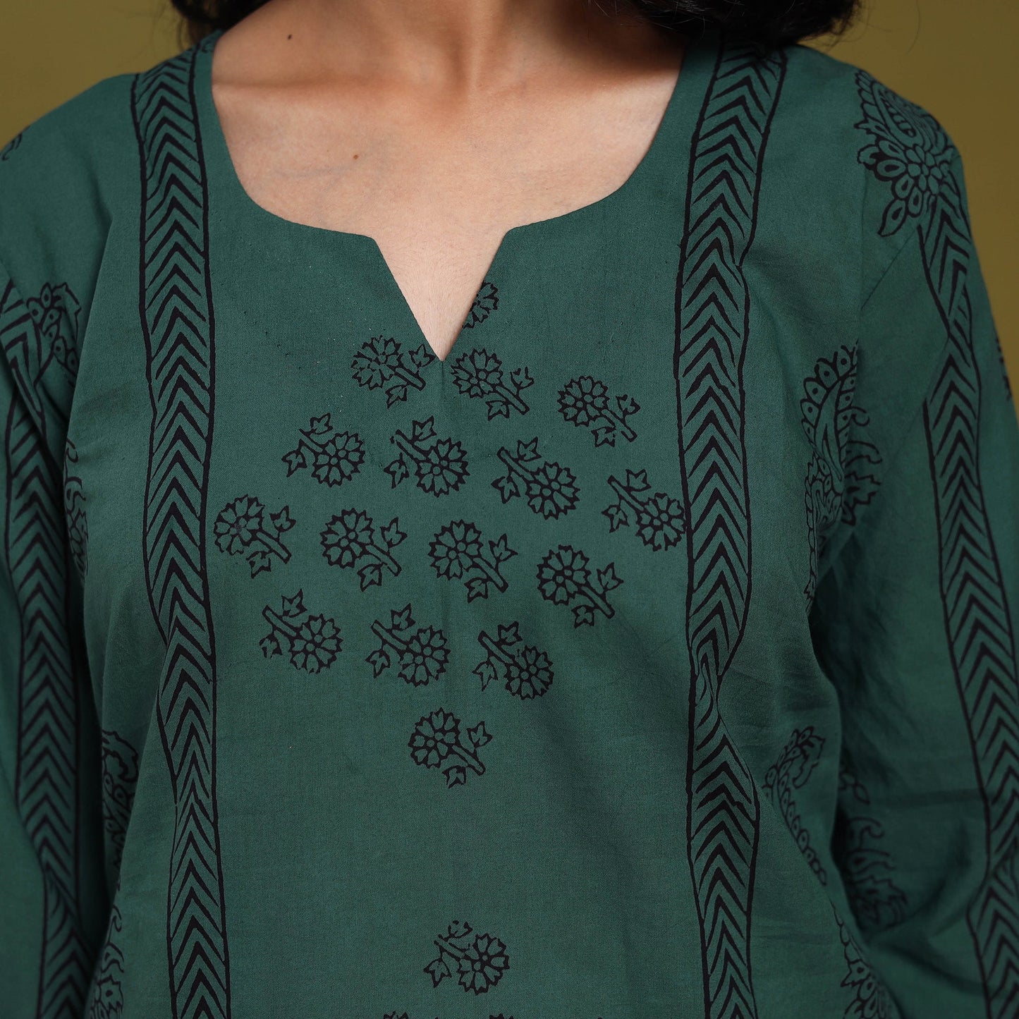 Green - natural dyed cotton straight bagh kurta 05