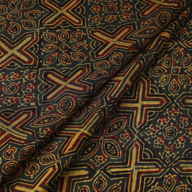 Natural dyed dola silk hand fabric 35 - handcrafted