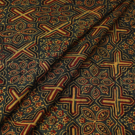 Natural dyed dola silk hand fabric 52 - handcrafted