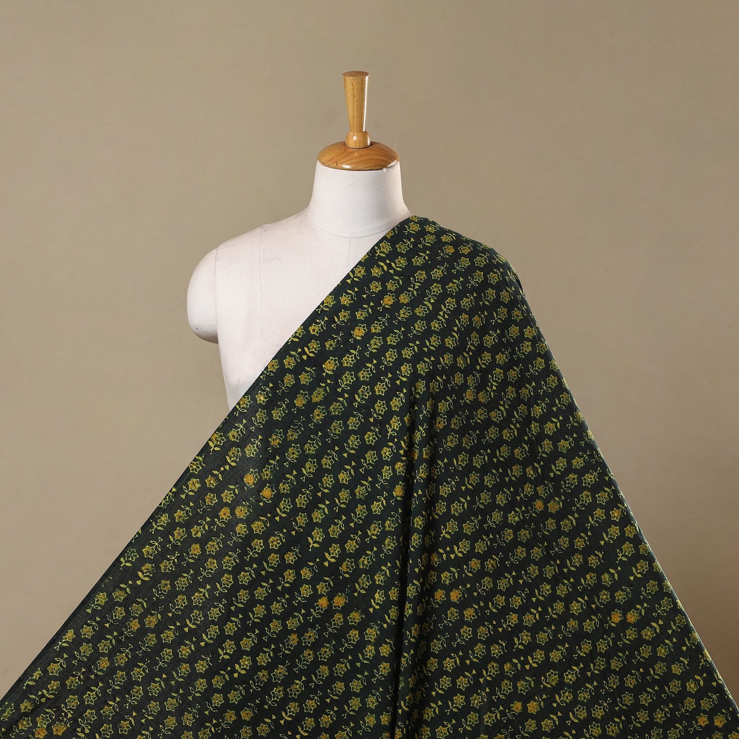Natural dyed hand cotton fabric 07 - handcrafted