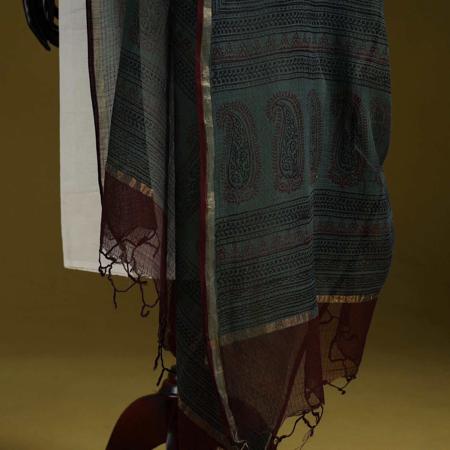 Natural dyed kota doria cotton hand block bagh print