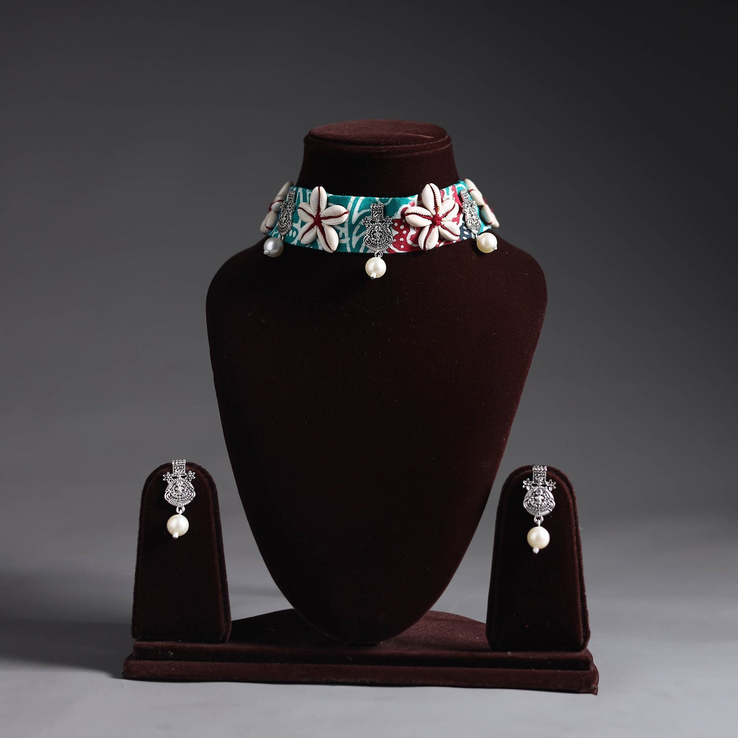 Green - navratri special! Handcrafted gs fabart choker