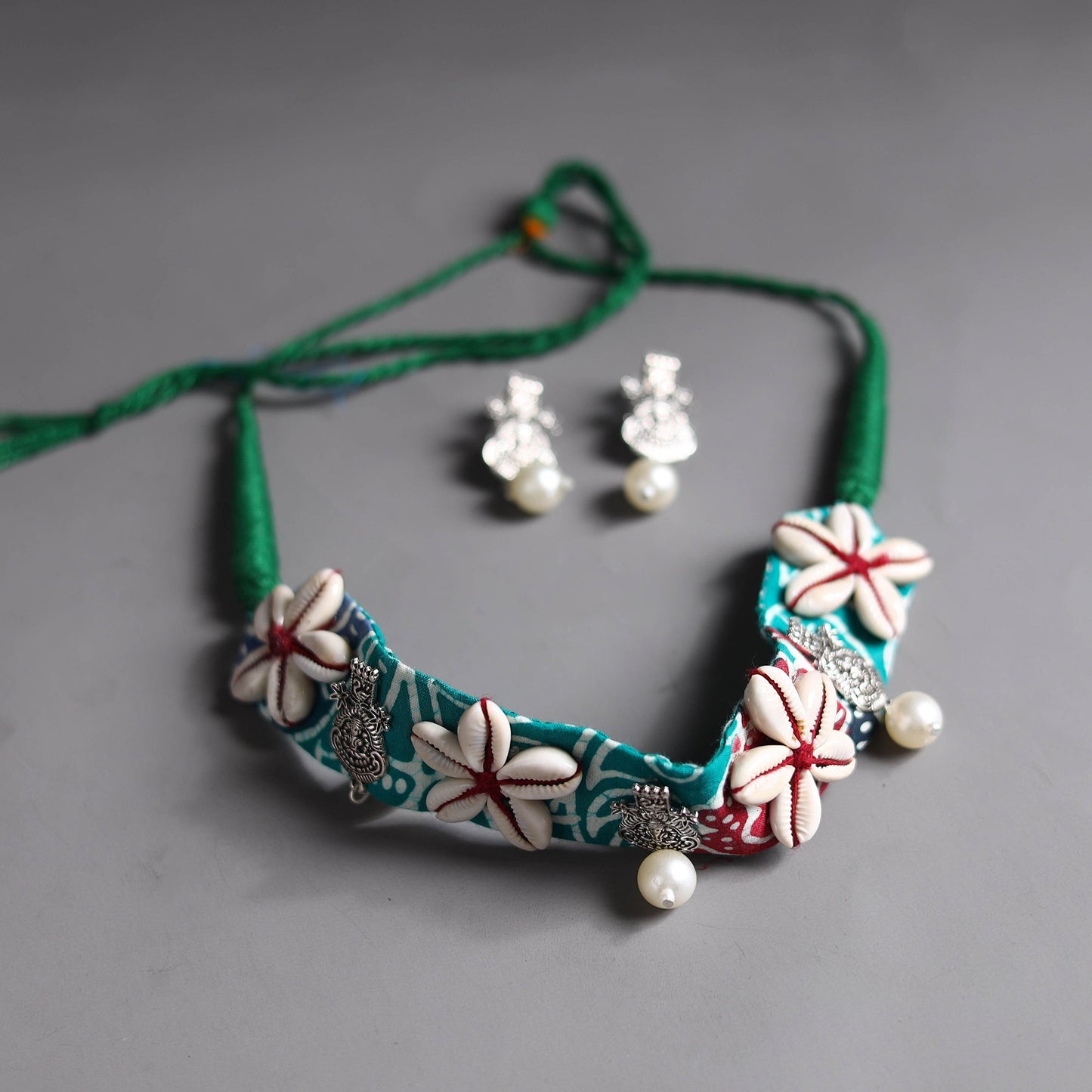 Green - navratri special! Handcrafted gs fabart choker