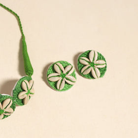 Navratri Special! Green Thread & Shell Work Necklace Set