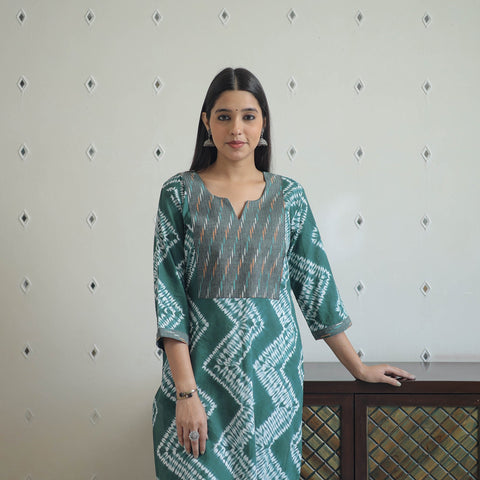 Green Patchwork Tie & Dye Cotton Straight Shibori Kurta for Women