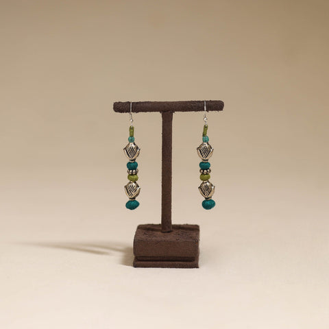 Green - patwa thread beads earrings by kailash 63