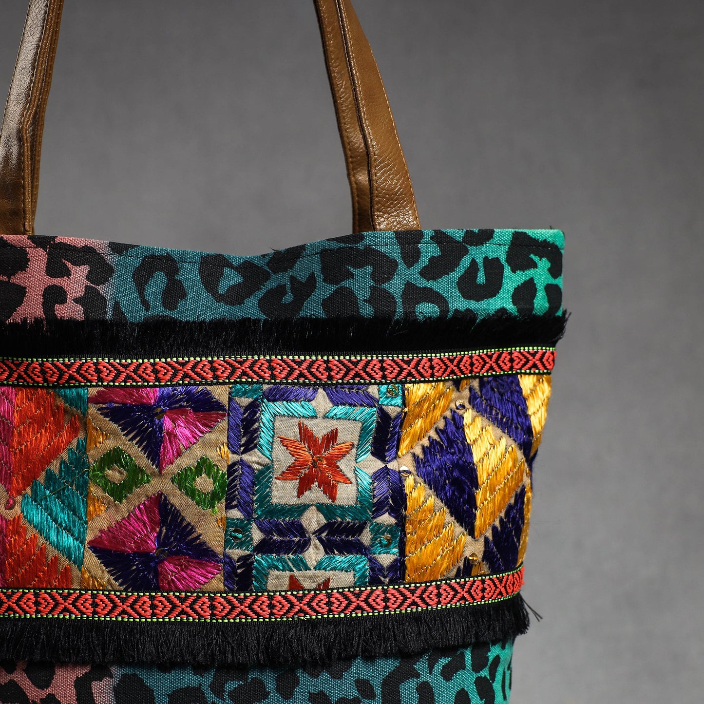 Buy Phulkari Embroidery Canvas Cotton Tote Bag Online at iTokri.com