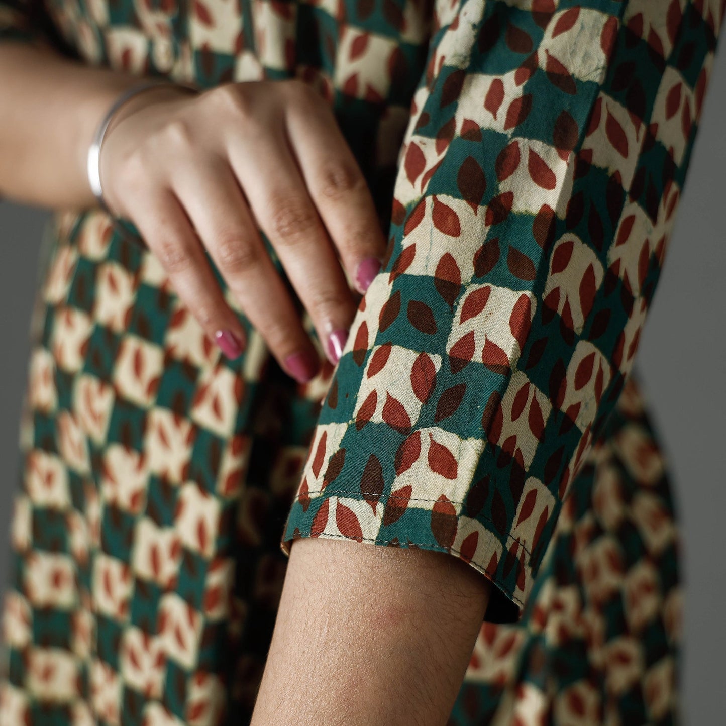 Buy Pipad Block Printed Cotton Long Kurta Online at iTokri.com
