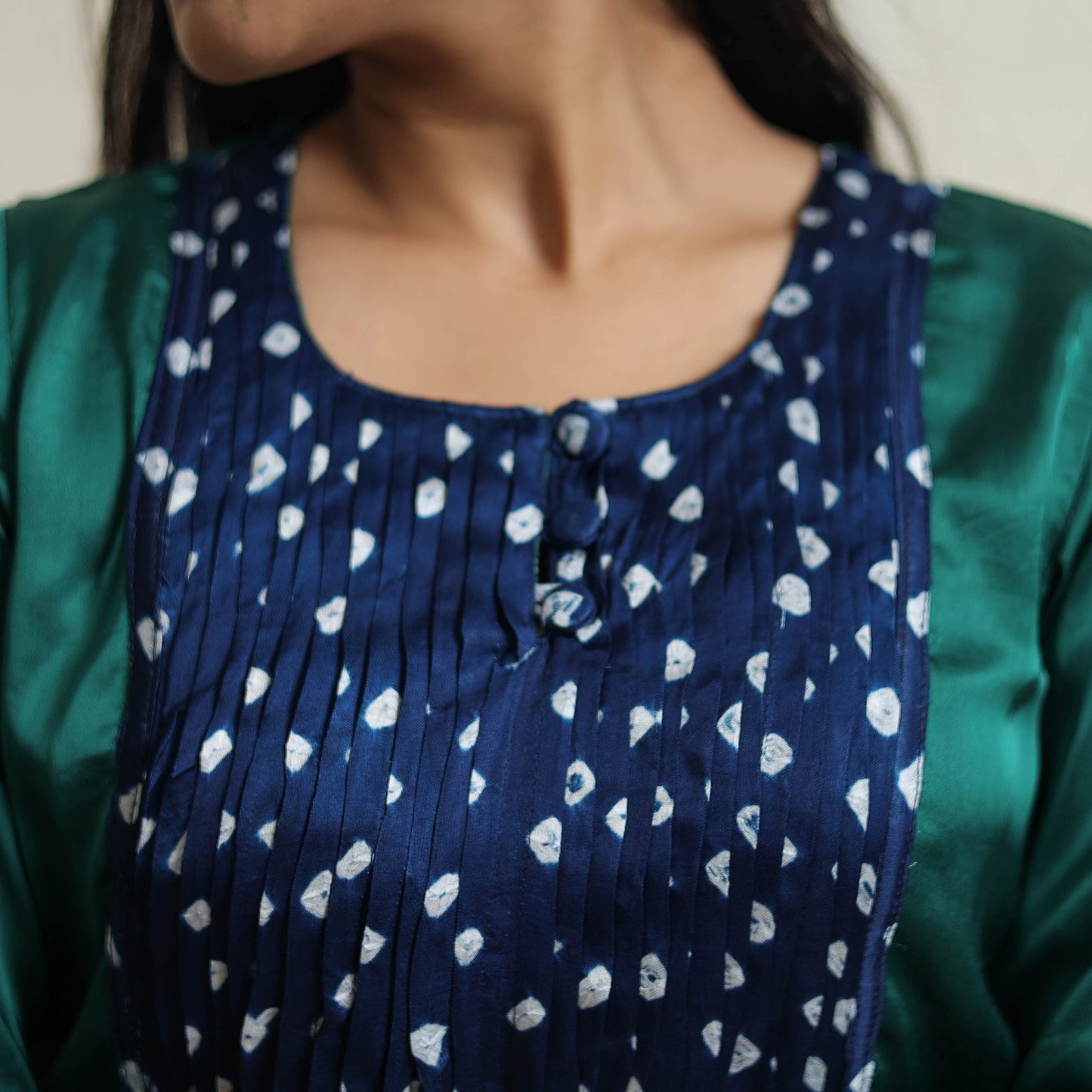 Green - plain modal silk straight kurta with bandhani