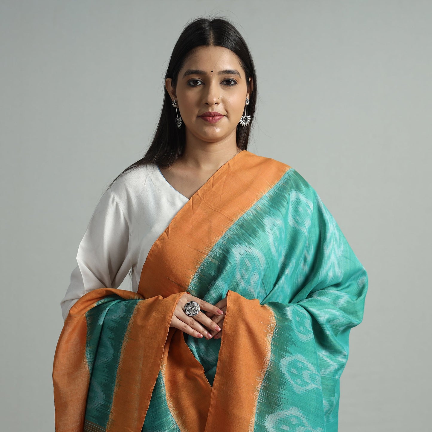 Buy Pochampally Ikat Handloom Cotton Dupatta with Tassels 24 Online l iTokri.com