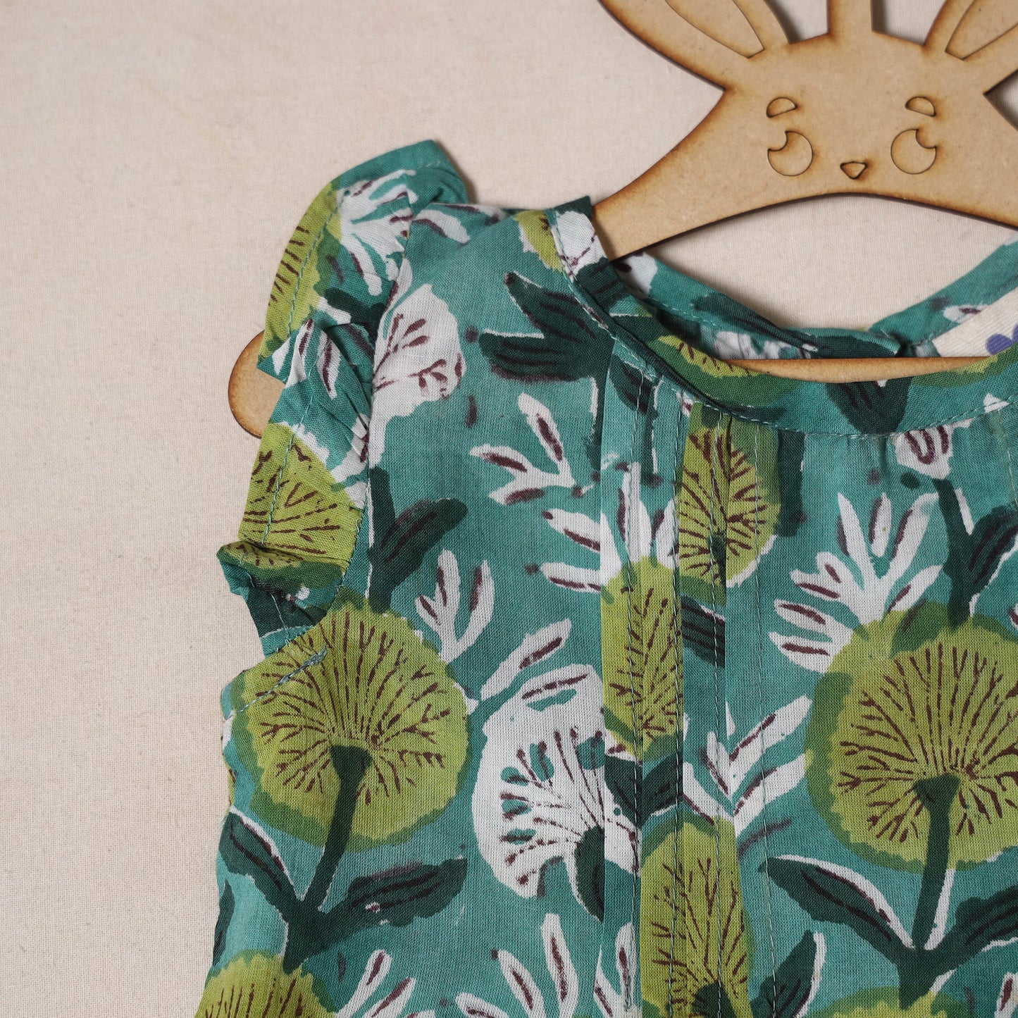 Green - pure cotton baby girls floral top & shorts (6-12