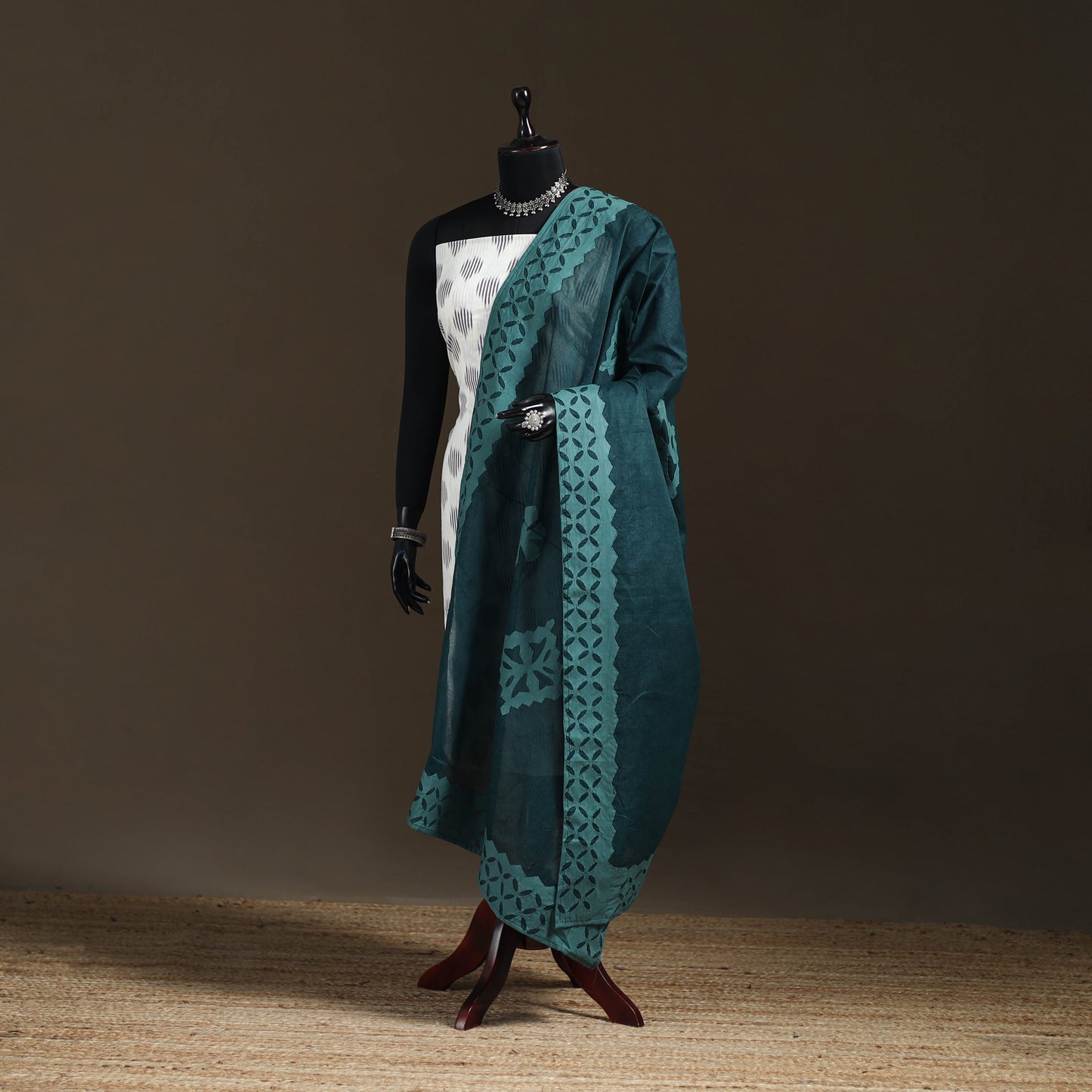 Pure cotton barmer cutwork applique dupatta 12 - handcrafted