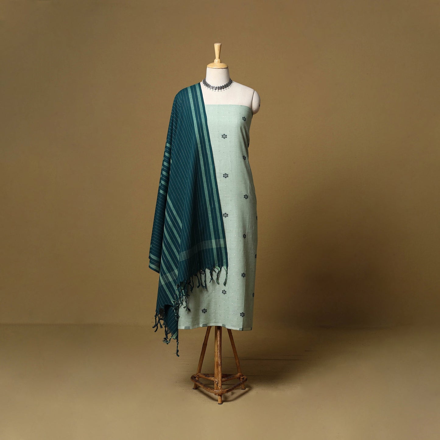 Pure cotton jacquard 3pc unstitched dress material 09