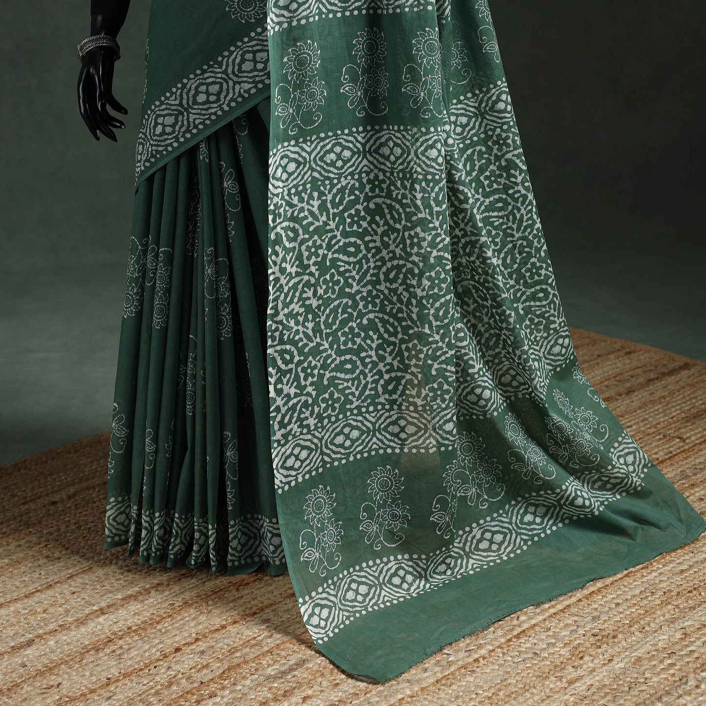 Pure mul cotton hand block batik print saree 37