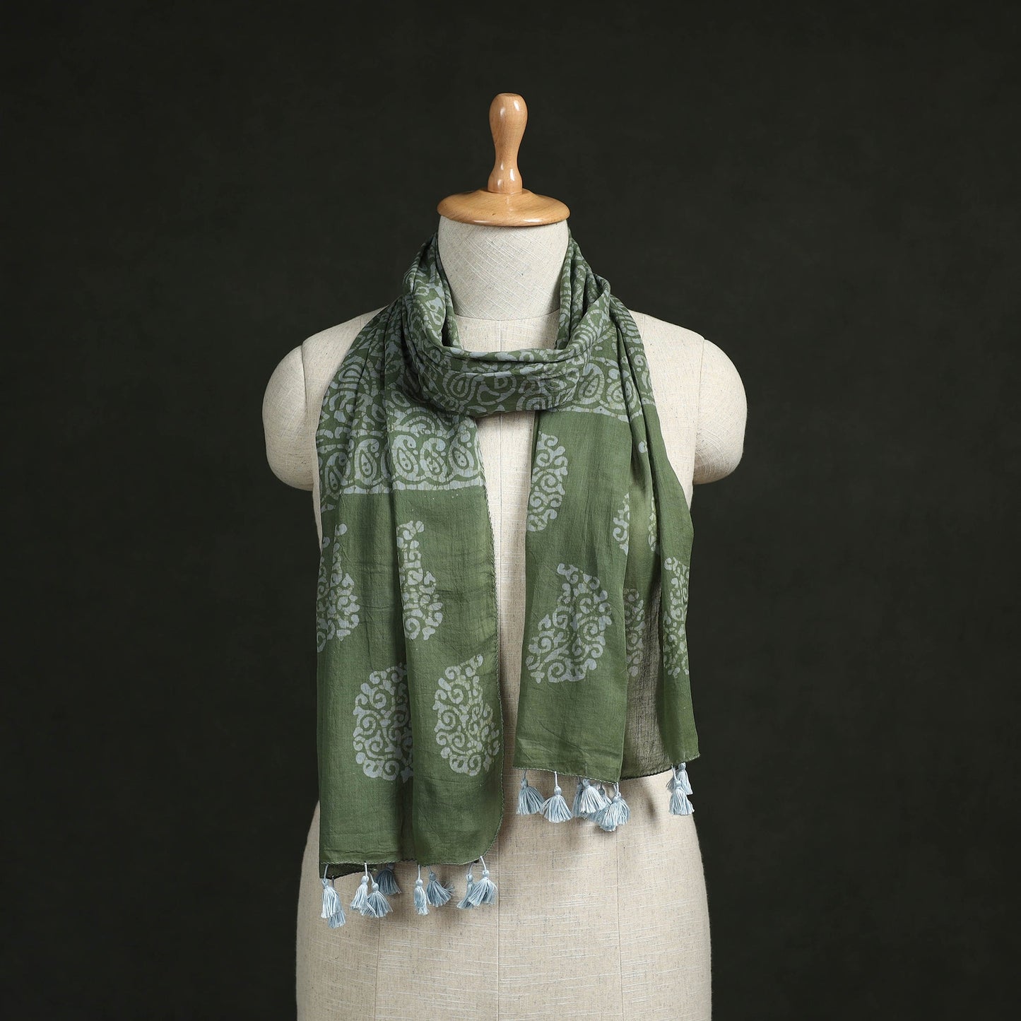 Pure mul cotton kutch hand block batik print stole