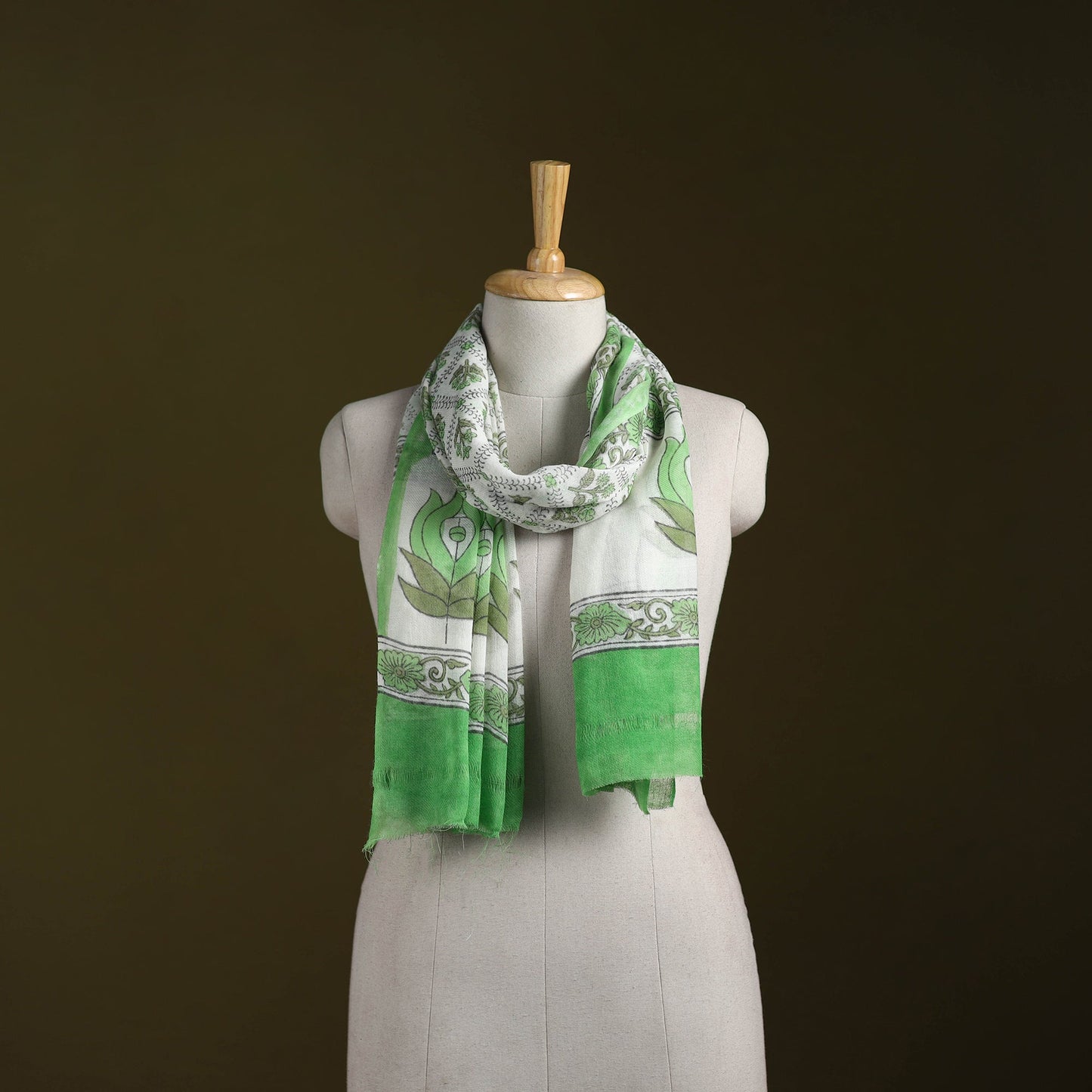 Pure wool hand sanganeri stole 31 - handcrafted